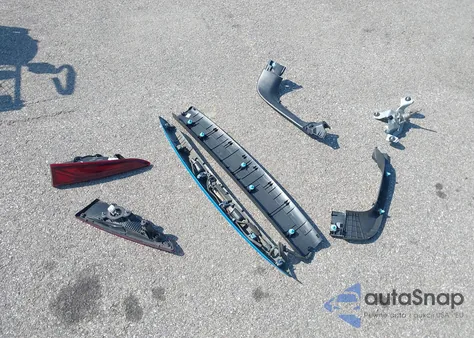 2021 Hyundai Kona Se из США, поврежденный, VIN KM8K12AA9MU638802